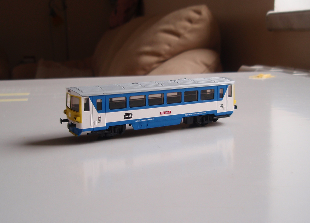 modrob5.jpg